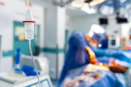 Menina de 12 anos morre após parto de emergência em Betim Minas Gerais Menor estava com 32 semanas de gestação