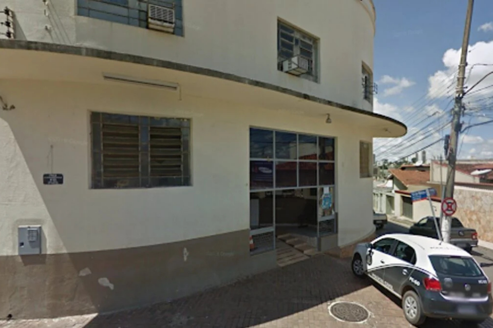 Mulher é levada à delegacia de Anápolis após inventar roubo de carro por conta de ciúmes