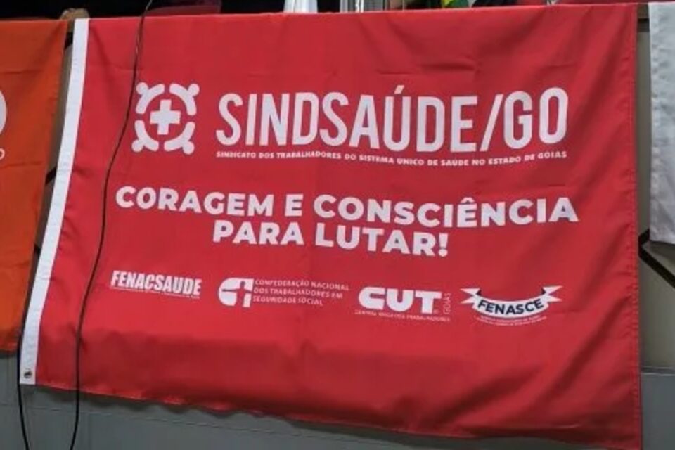 Trabalhadores da saúde de Anápolis e Aparecida reivindicam regularização salarial