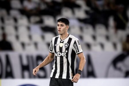 Botafogo vende Jair ao Nottingham Forest