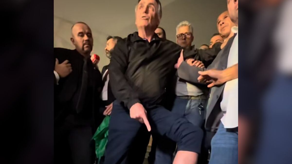 Ex-presidente Bolsonaro na Câmara (Foto: Reprodução)