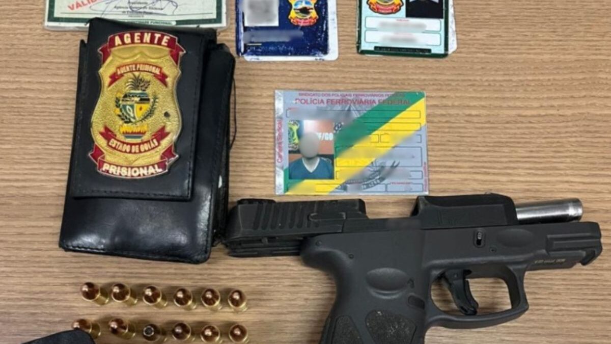 PF prende criminosos que se passavam por policiais federais em Goiânia 1 PF prende criminosos que se passavam por policiais federais em Goiânia (Foto: Divulgação)