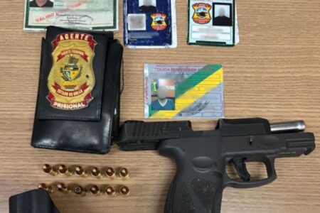 PF prende criminosos que se passavam por policiais federais em Goiânia (Foto: Divulgação)
