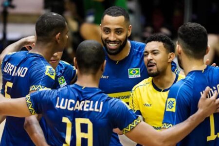Brasil vence Turquia e garante liderança da fase de grupos da VNL