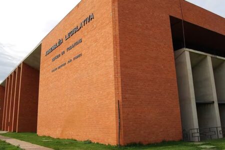 Justiça condena servidora da Assembleia Legislativa do Tocantins a devolver R$ 1,4 mi