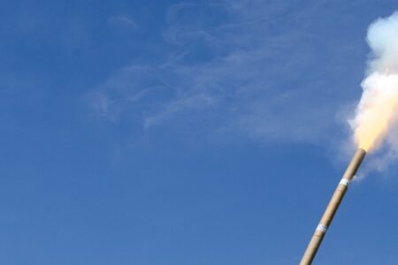 Presos na Vila Canaã deixaram menores manusear fogos de artifício, diz polícia