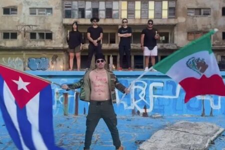 Neto de Fidel Castro irrita população de Cuba com vídeos sobre país Sandro Castro tem mais de 127 mil seguidores no Instagram