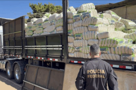 PF realiza doação de toneladas de arroz para pessoas em vulnerabilidade social (Foto: Divulgação)