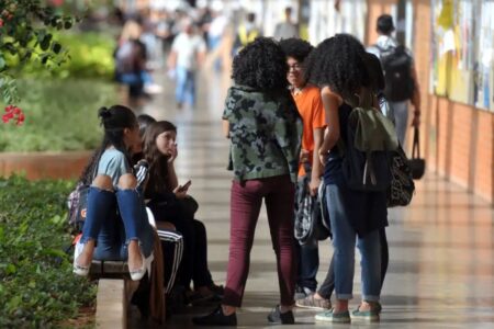 TJGO: aluno do 3º ano aprovado em medicina pode iniciar curso antes de concluir ensino médio (Foto: Agência Brasil)