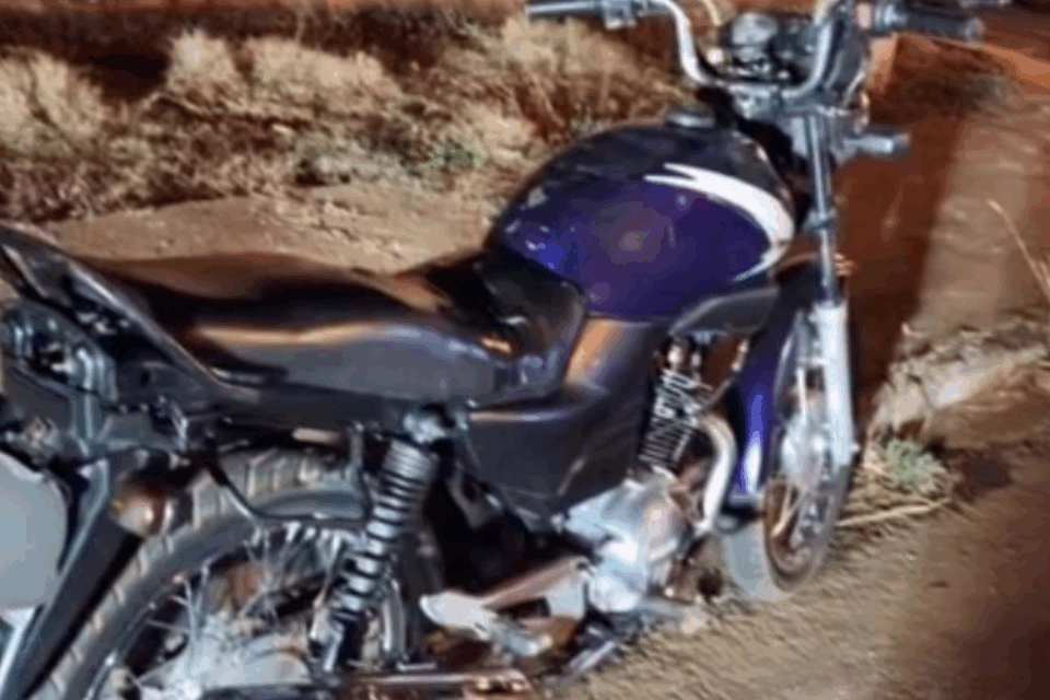 Motociclista com tornozeleira eletrônica é preso por dirigir embriagado em Jataí