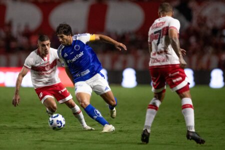 Cruzeiro vence CRB e avança para as quartas de final da Copa do Brasil