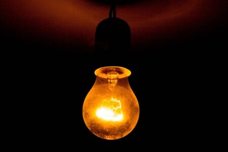 Juíza manda Equatorial restabelecer energia à famílias carentes de Pirenópolis