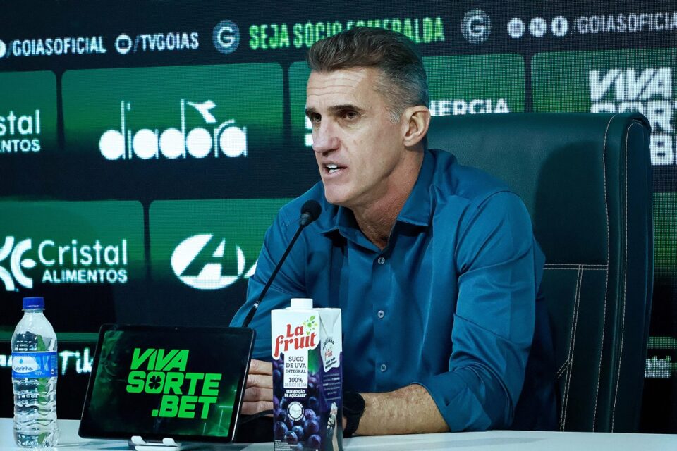 Vagner Mancini, treinador do Goiás