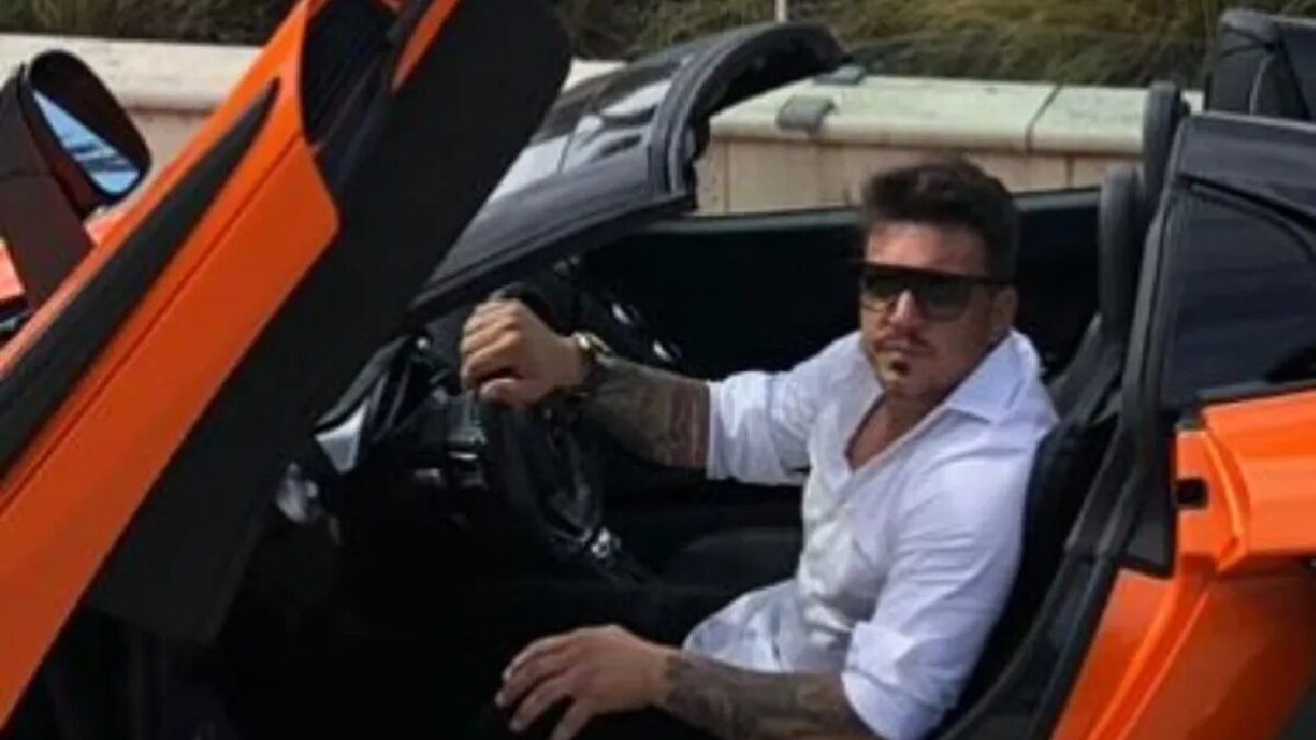 Ex-piloto da F1 é preso por dirigir Lamborghini com R$ 1,3 milhão de IPVA atrasado, em São Paulo