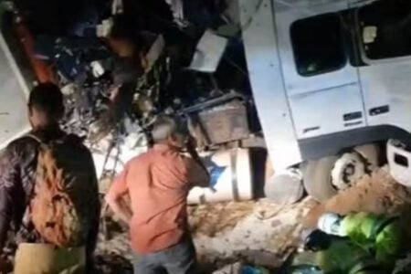 Acidente que envolveu ônibus e carreta tem 11 mortos e 46 feridos na BR-163, no Mato Grosso