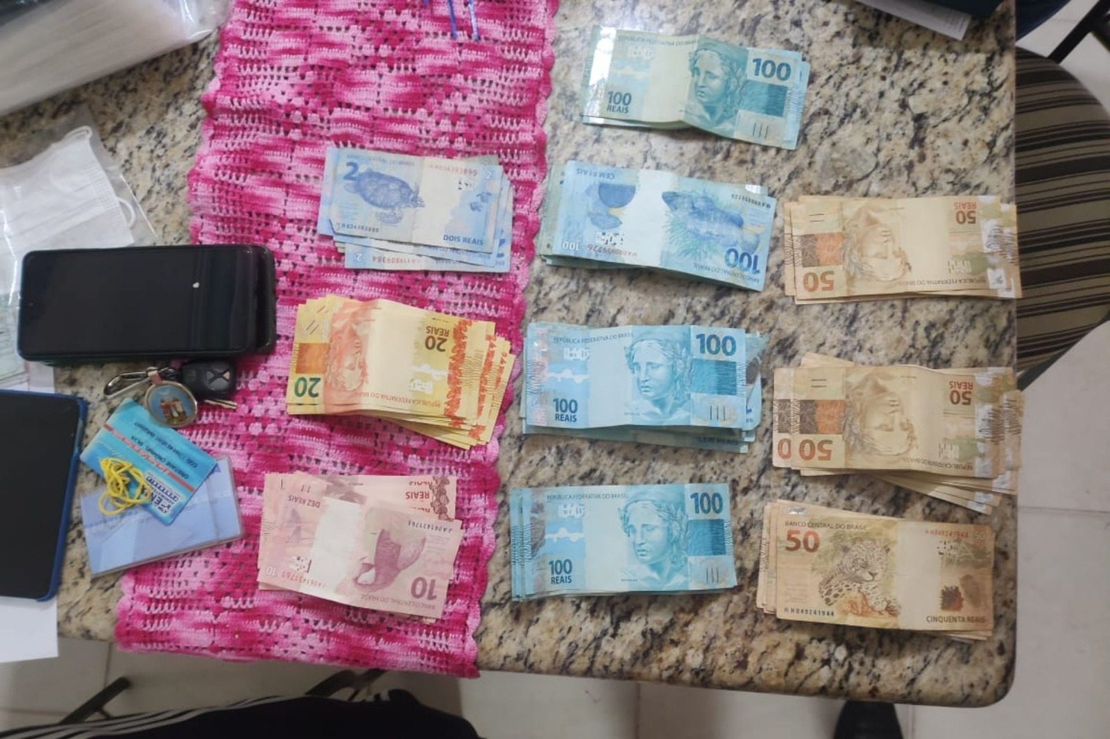imagem do dinheiro apreendido
