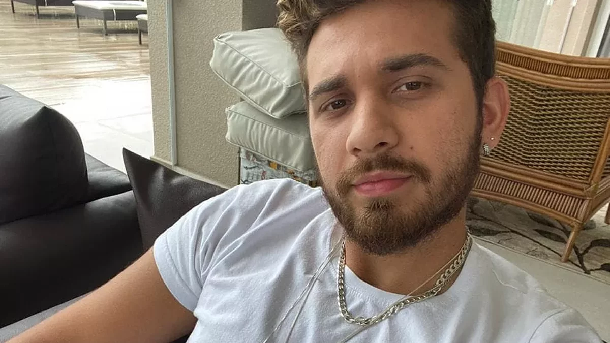 Gustavo Mioto explica pedido para fãs evitarem filmagens em shows