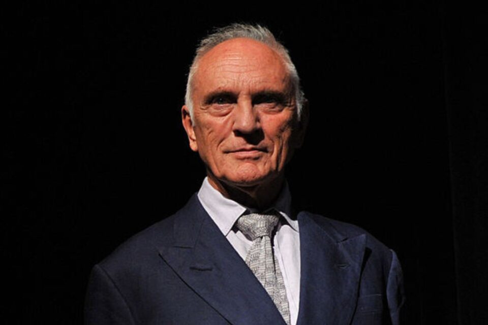 Relembre os principais papéis de Terence Stamp, astro de 'Priscilla' e 'Superma'