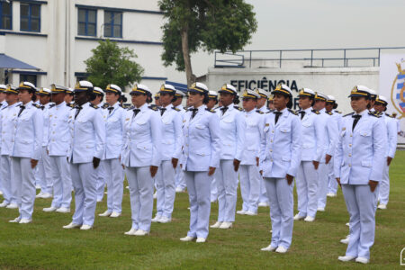 Portaria define padrões para militares da ativa; descumprimento pode gerar sanções Marinha atualiza normas de apresentação