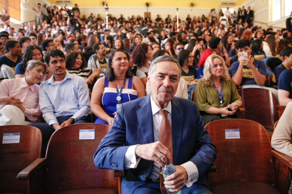 Barroso diz que não vai se aposentar agora e defende STF de críticas sobre 'ditadura do Judiciário' (Foto: STF/Flickr)
