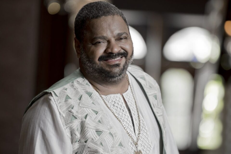 Arlindo Cruz morre aos 66 anos, no Rio de Janeiro Cantor convivia com graves sequelas desde que sofreu um AVC hemorrágico