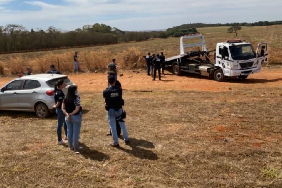 Imagem da perícia no local do acidente