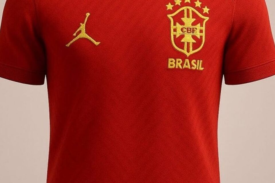 Camisa vermelha da seleção brasileira