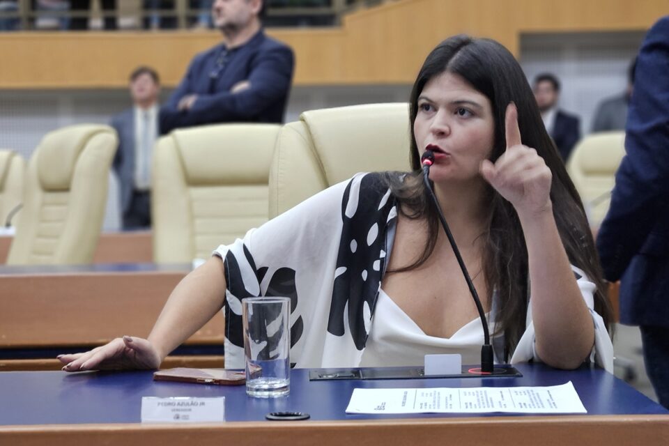 aava-santiago-cei-da-limpa-gyn