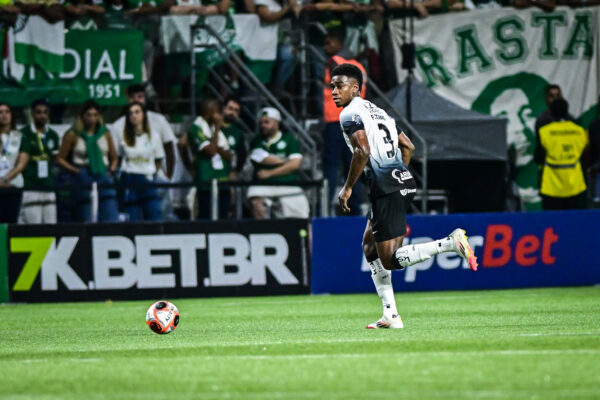 Félix Torres, zagueiro do Corinthians