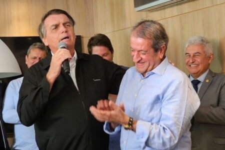 Bolsonaro seria muito bem recebido na Argentina, diz Valdemar Presidente do PL diz que 'estão impondo humilhação' ao ex-presidente