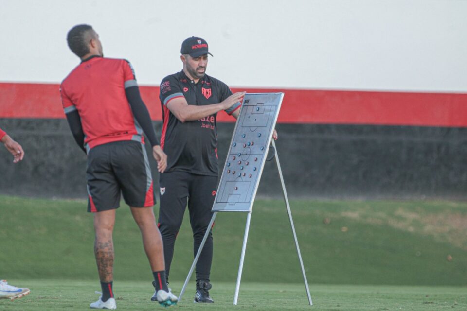 Rafael Lacerda, treinador do Atlético Goianiense