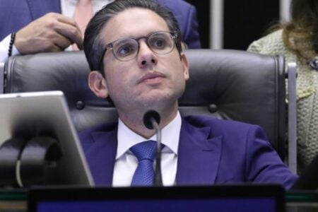 Motta coloca PL da Dosimetria para votação nesta terça-feira