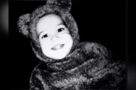 imagem do bebê de um ano e quatro meses