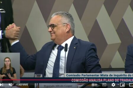 Ao vivo: CPMI do INSS analisa requerimentos de convocações; assista principais alvos estão Carlos Lupi, José Carlos Oliveira e Eduardo Gabas