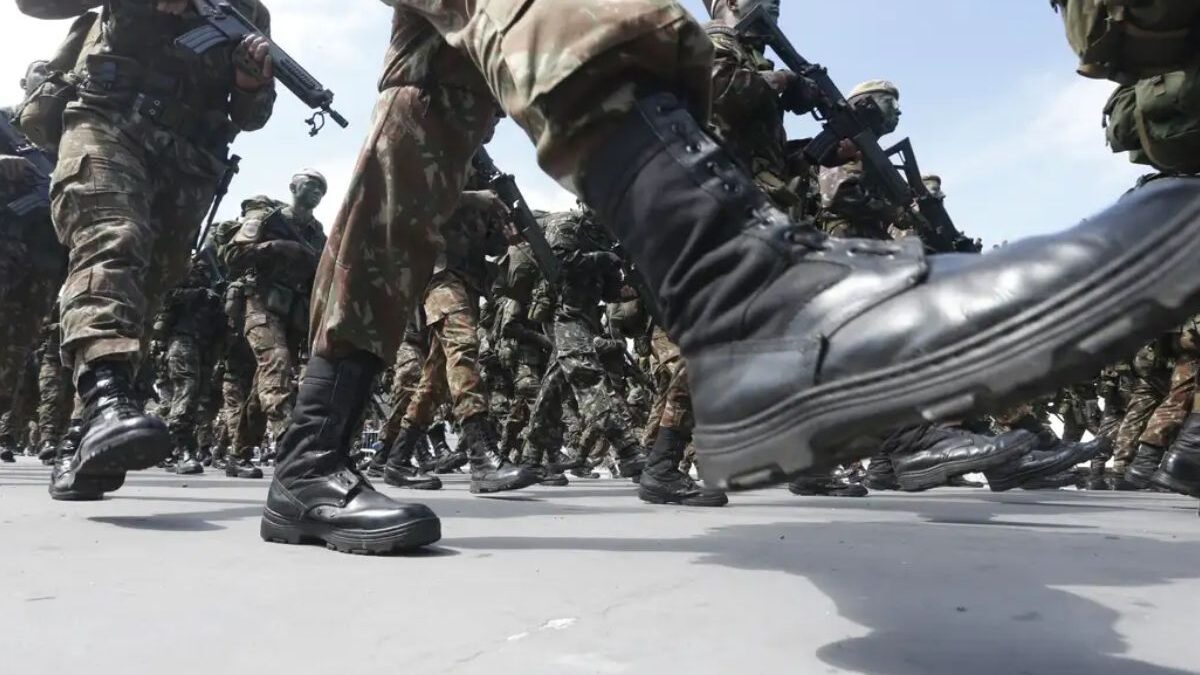 Humilhação na infância está na origem de fascínio por autoritarismo, diz psicanalista (Foto: Agência Brasil)