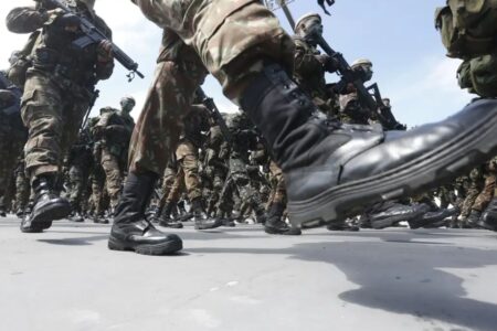 Humilhação na infância está na origem de fascínio por autoritarismo, diz psicanalista (Foto: Agência Brasil)