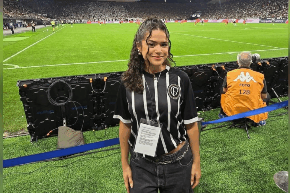 Maisa em jogo do Corinthians (Foto: Reprodução)