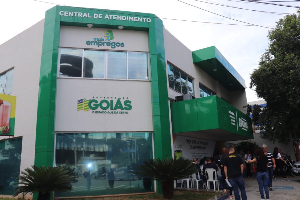 5a75c02b-8ec6-4694-a7bb-73a0924cc01c