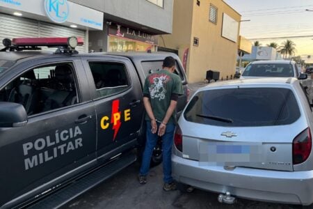 Imagem do suspeito preso