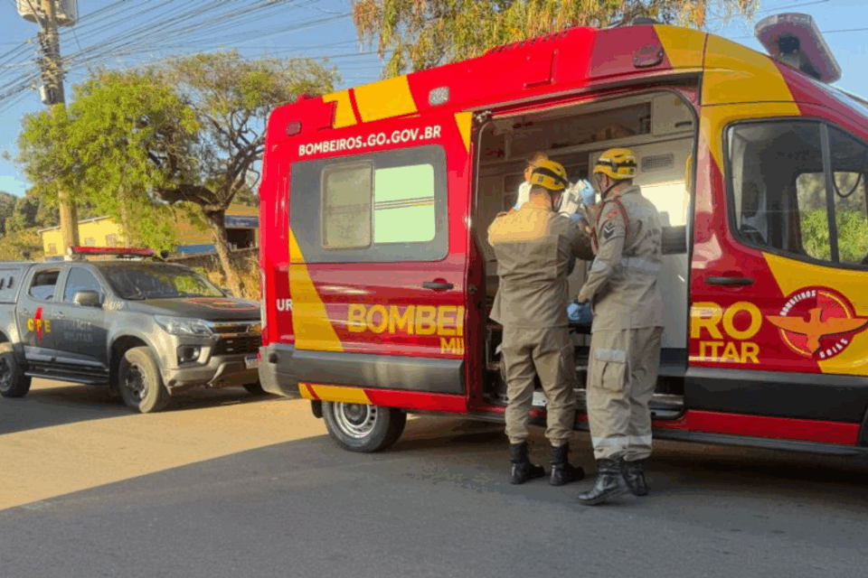 Mulher é agredida com quatro facadas pelo ex-companheiro em Catalão