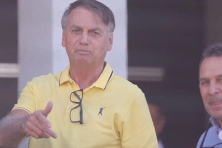 Exames de Bolsonaro mostraram persistência de gastrite e esofagite