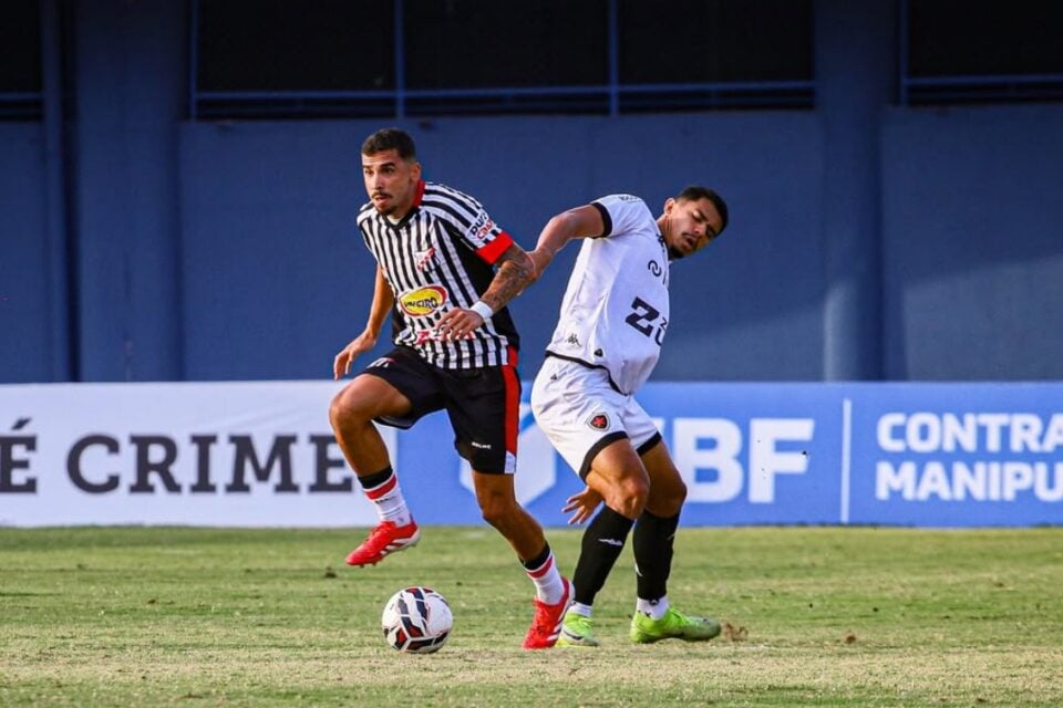 Jogo entre Anápolis e Botafogo-PB