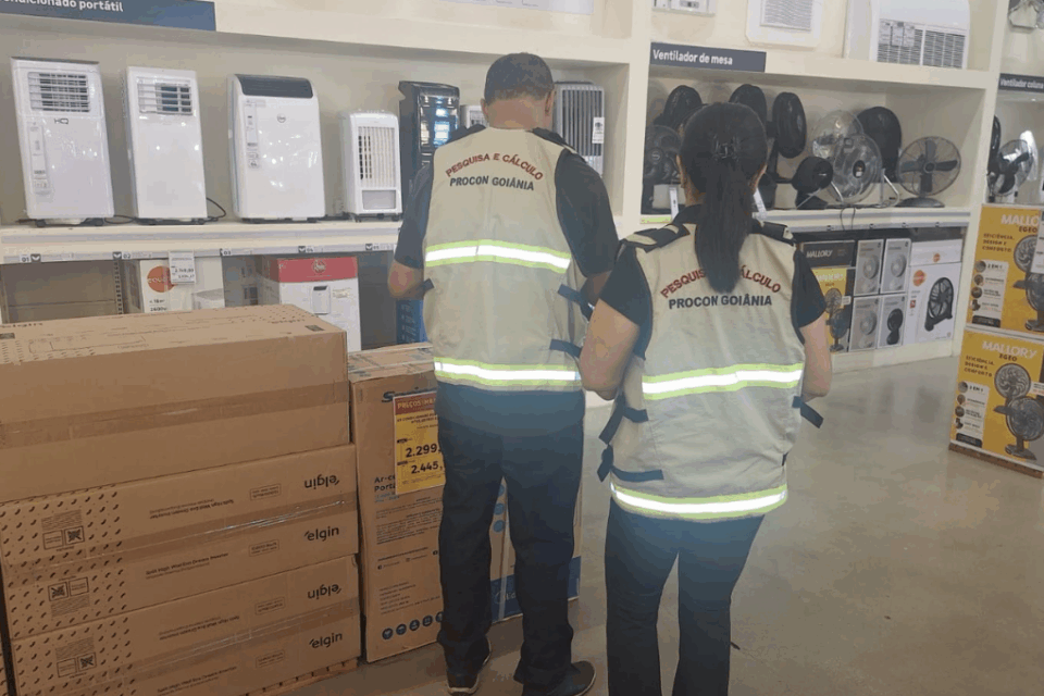 Pesquisa aponta variação de até 145% nos preços de produtos para aliviar o calor