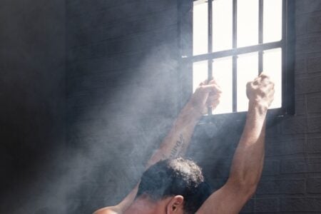 TJGO absolve condenado por abuso após vítima confessar que inventou a denúncia