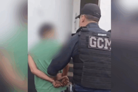 Homem é preso após agredir e ameaçar a própria filha (Foto: Reprodução)