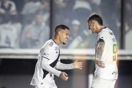 Vasco vence CSA e se classifica para as quartas de final da Copa do Brasil