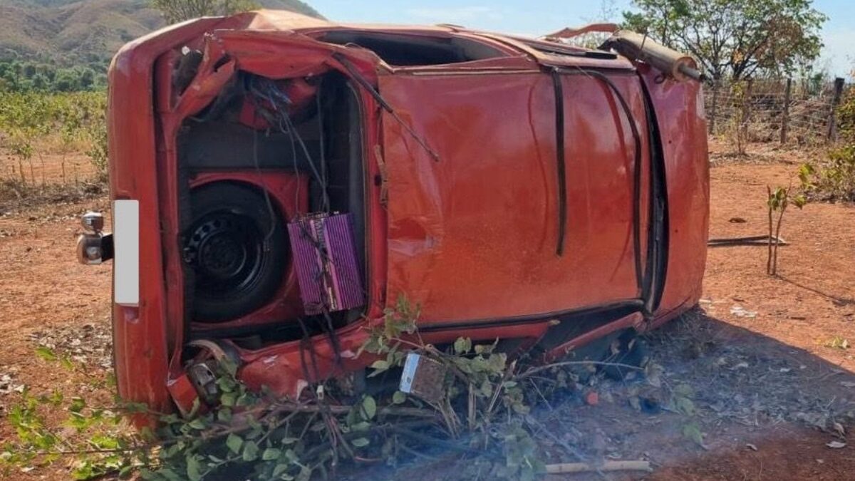 Imagem do veículo após o acidente