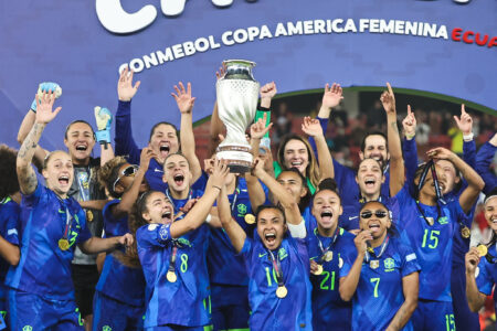 Brasil vence Colômbia nos penaltis e é campeã da Copa América
