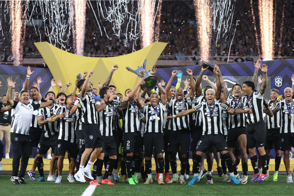 Botafogo é indicado a melhor time do ano