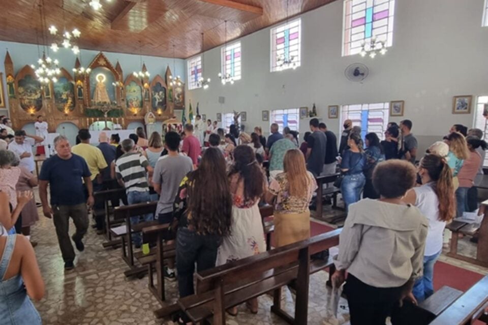 catedral-da-igreja-apostolica-romana-do-brasil-goiania
